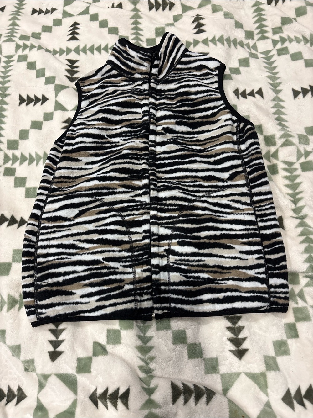 Reversible Sleeveless Zebra-Print Fleece Vest